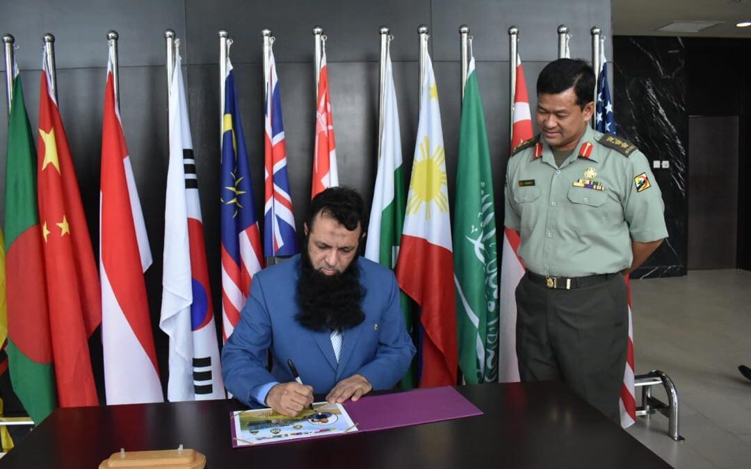 ACTING HIGH COMMISSIONER OF PAKISTAN DELIVERS LECTURE TO CSC9